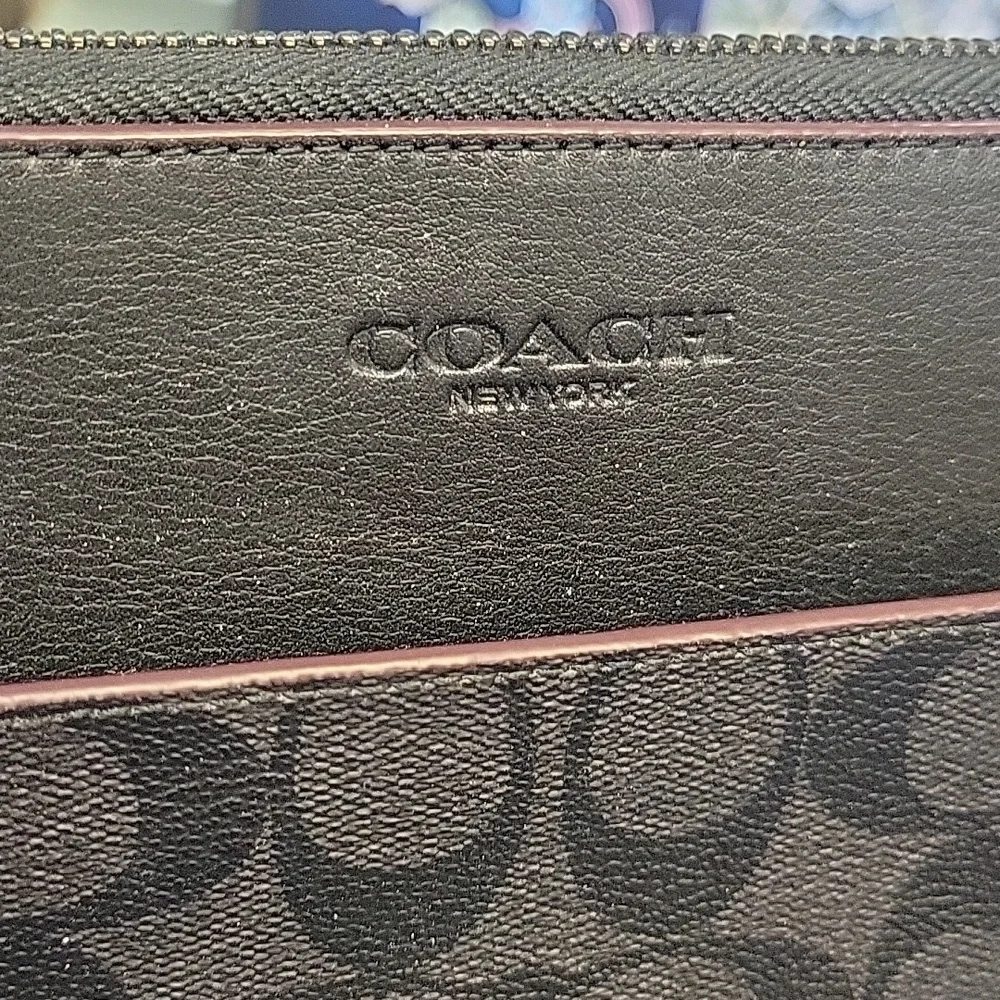 Coach Signature Black and Gray Laptop Sleeve Suede Interior 9